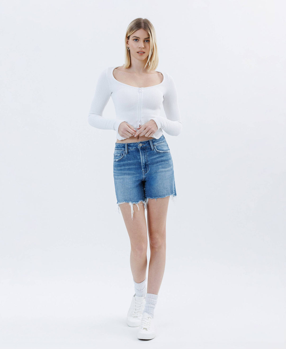 - HIGH RISE RAW HEM BOYFRIEND SHORTS T6753 - - Cultured Cloths Apparel