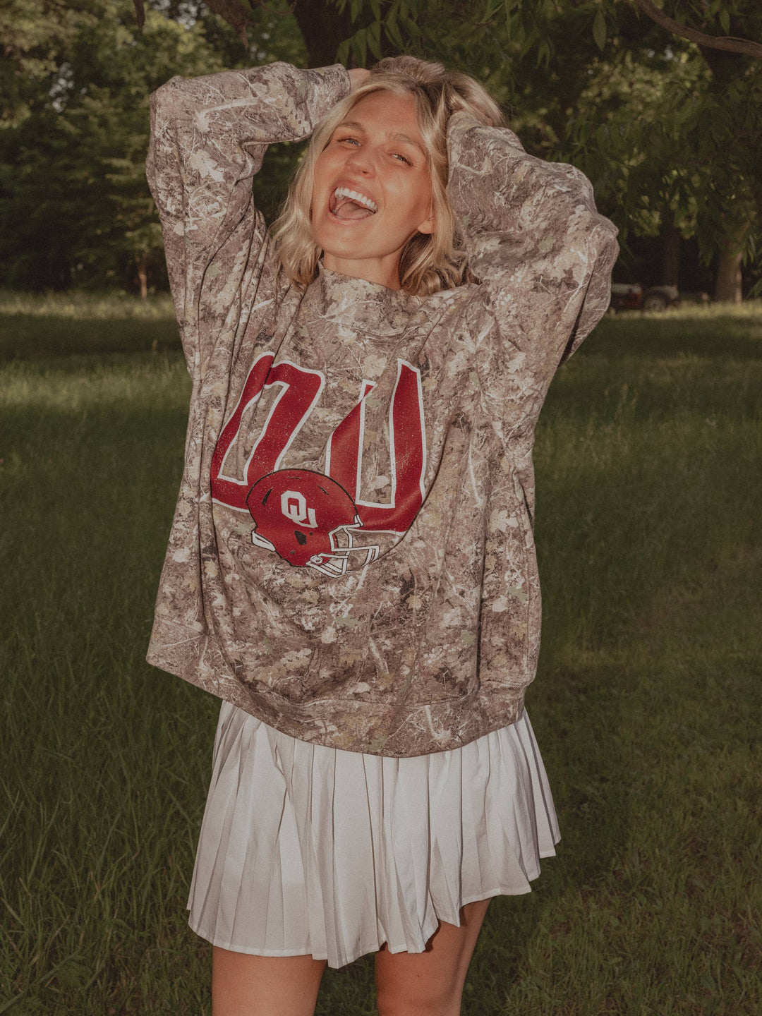 OU Sooners Helmet Fade Camo Wknd Mock Neck Sweatshirt