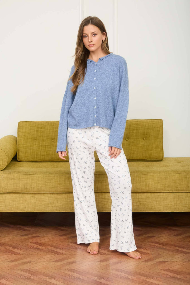 Women's Sweaters - LIGHTWEIGHT BUTTON DOWN KNIT CARDIGAN - - Cultured Cloths Apparel