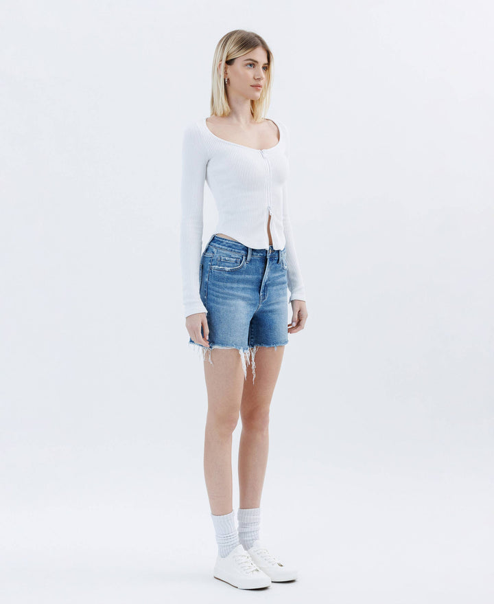 - HIGH RISE RAW HEM BOYFRIEND SHORTS T6753 - - Cultured Cloths Apparel