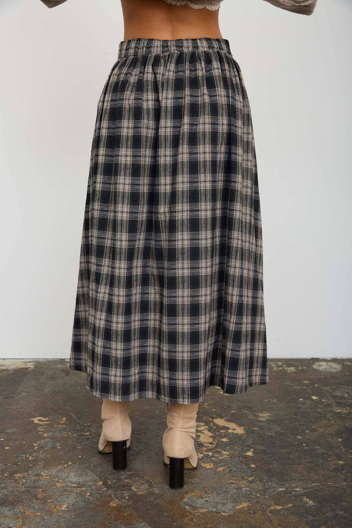 PLAID PLEATED SIDE SLIT MIDI SKIRT