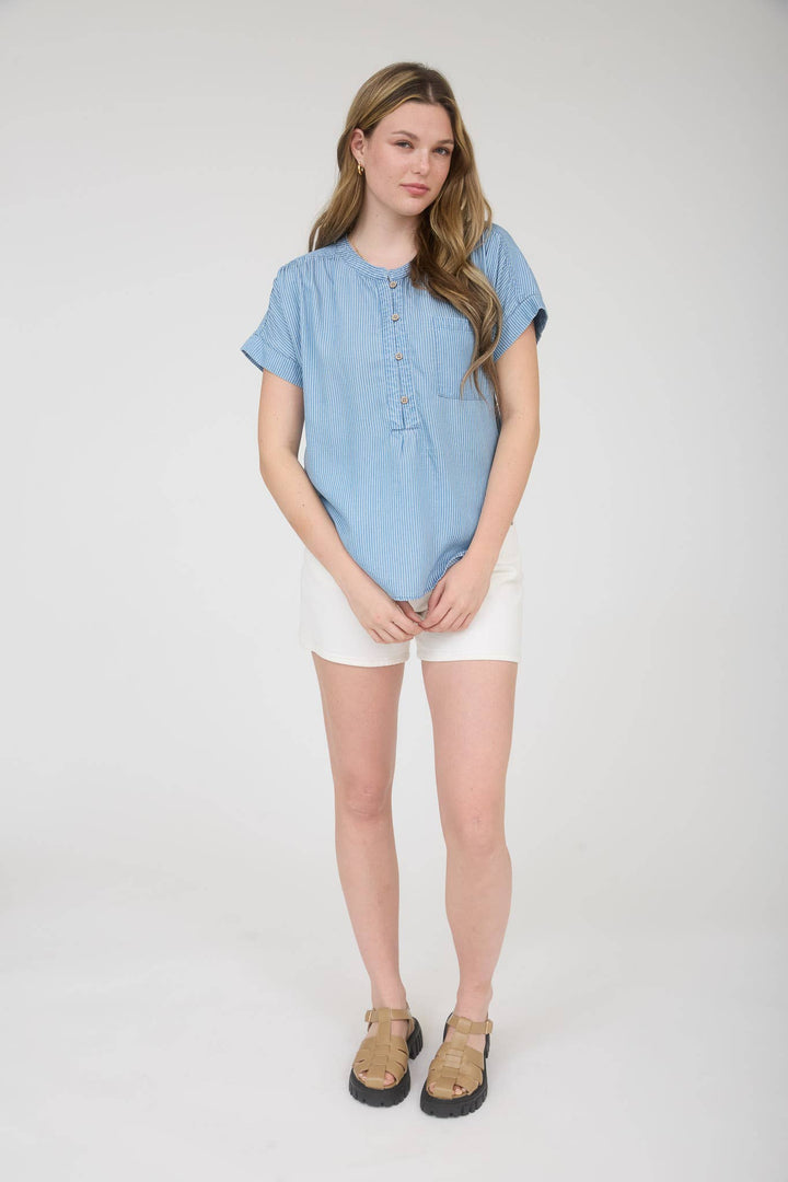 STRIPE CHAMBRAY HENLEY RUCHED DETAIL TOP