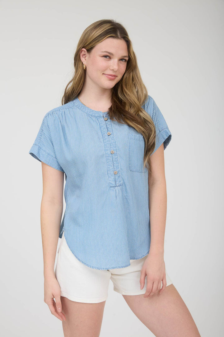 STRIPE CHAMBRAY HENLEY RUCHED DETAIL TOP