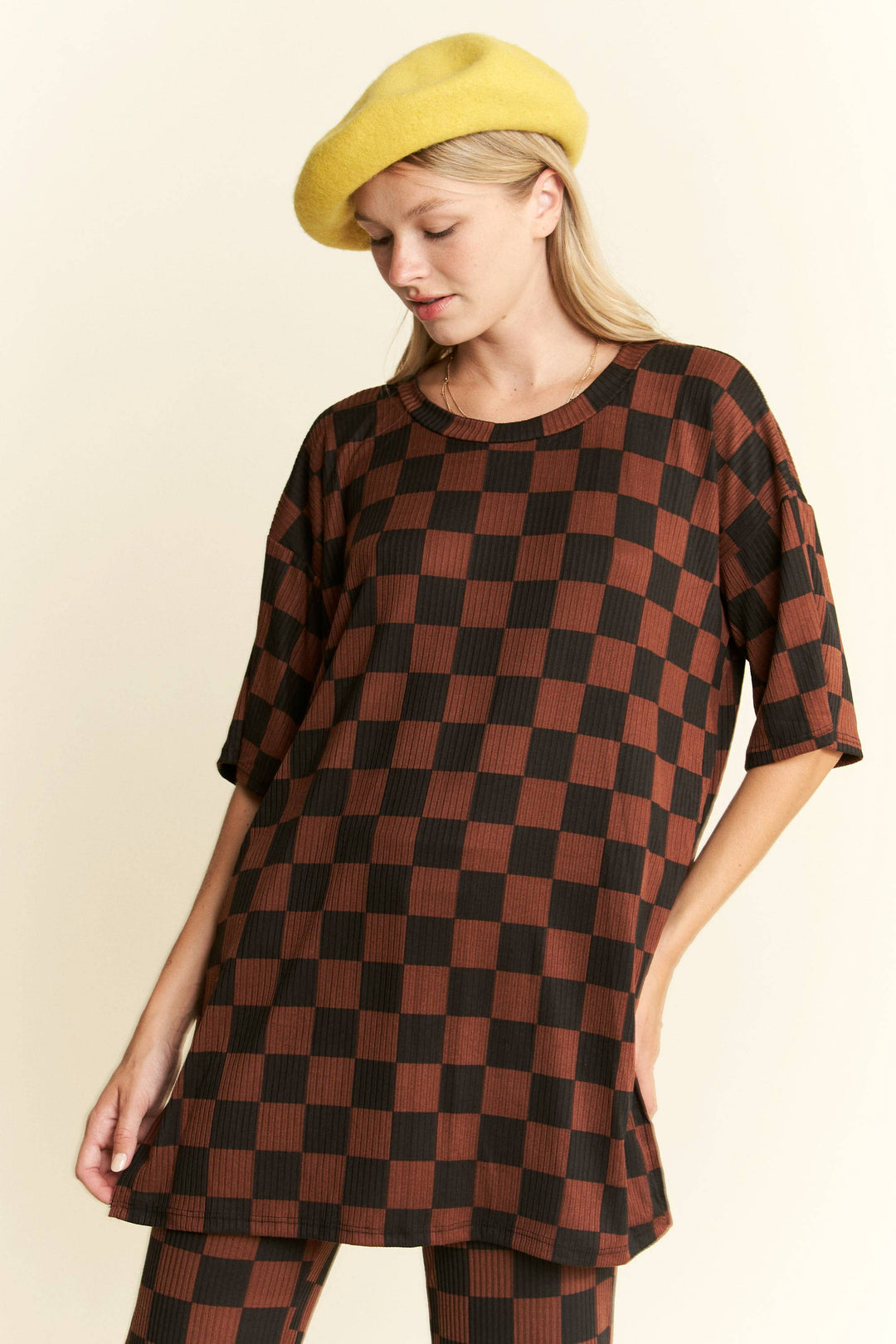 RIBBED CHECKERED PRINT TOP/STRAIGHT LEG PANTS SET