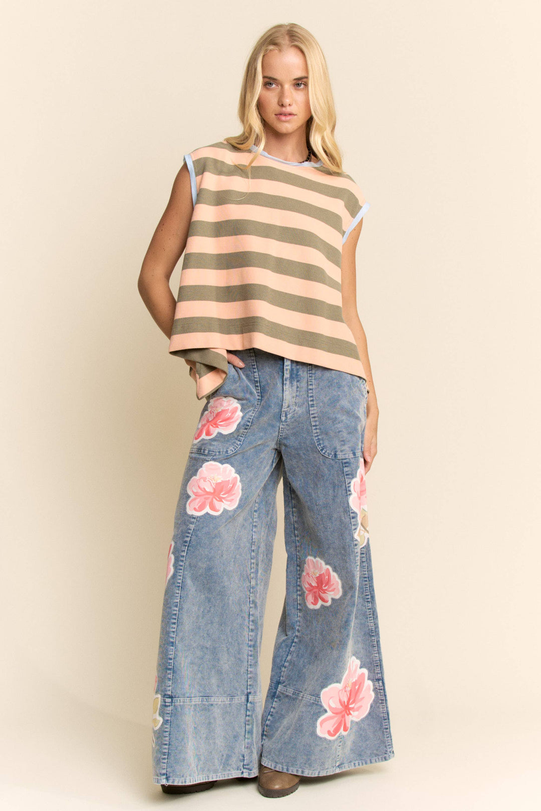 STRIPED SLEEVELESS RELAXED FIT TOP