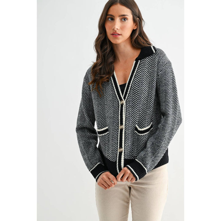 HERRINGBONE KNIT CARDIGAN IN BLACK