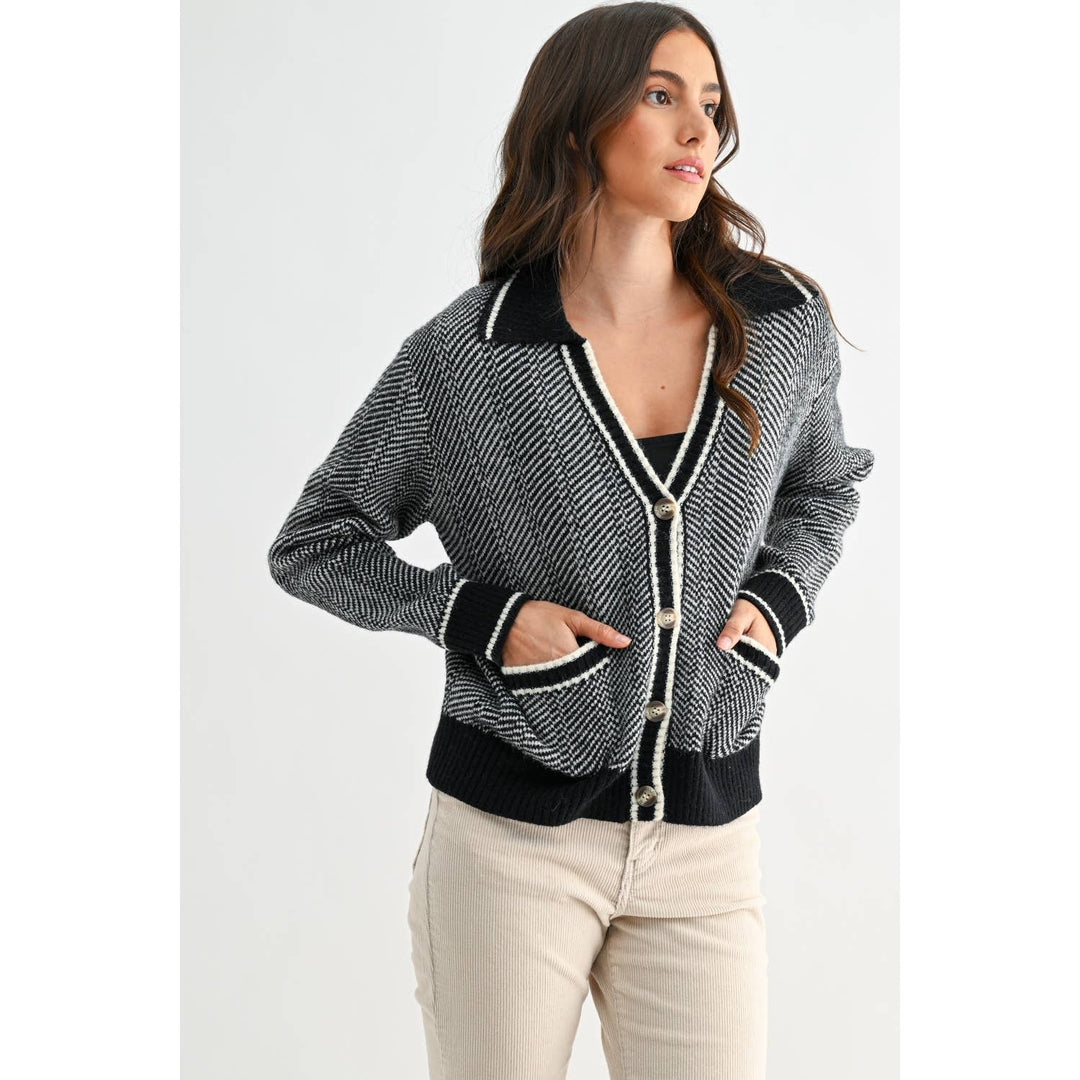 HERRINGBONE KNIT CARDIGAN IN BLACK