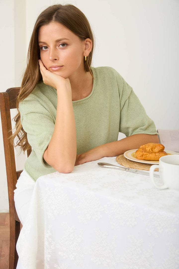 RAW EDGE BOXY SHORT SLEEVE KNIT SWEATER