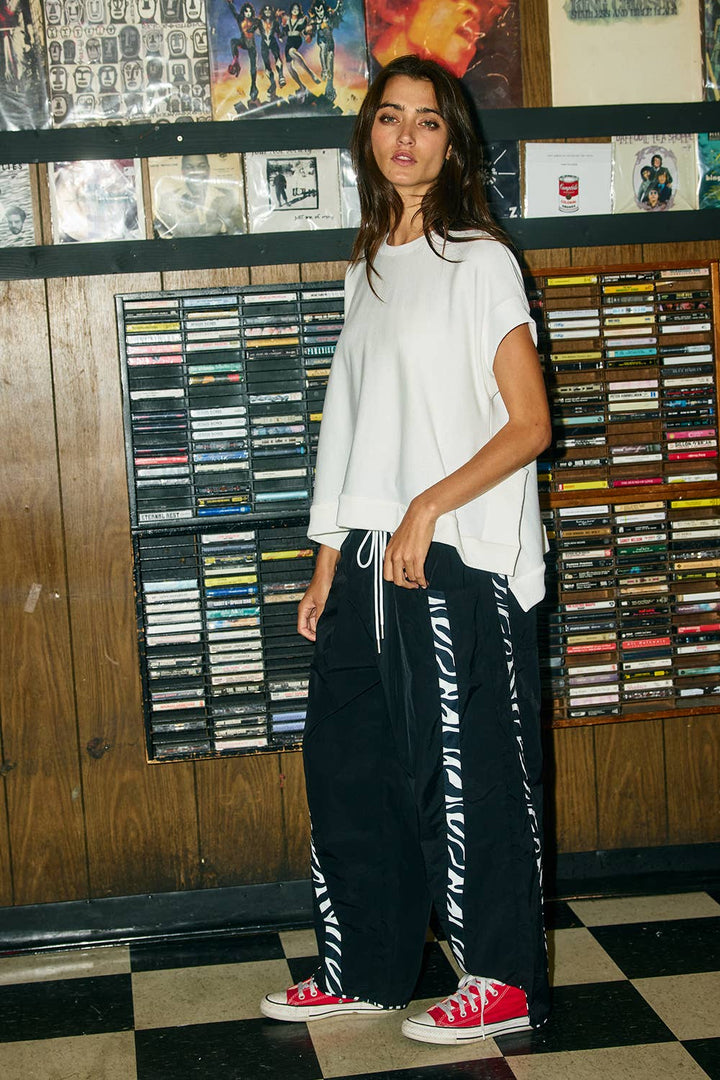 IP5540-ZEBRA | Zebra Side-Striped Wide-Leg Windbreaker Pants