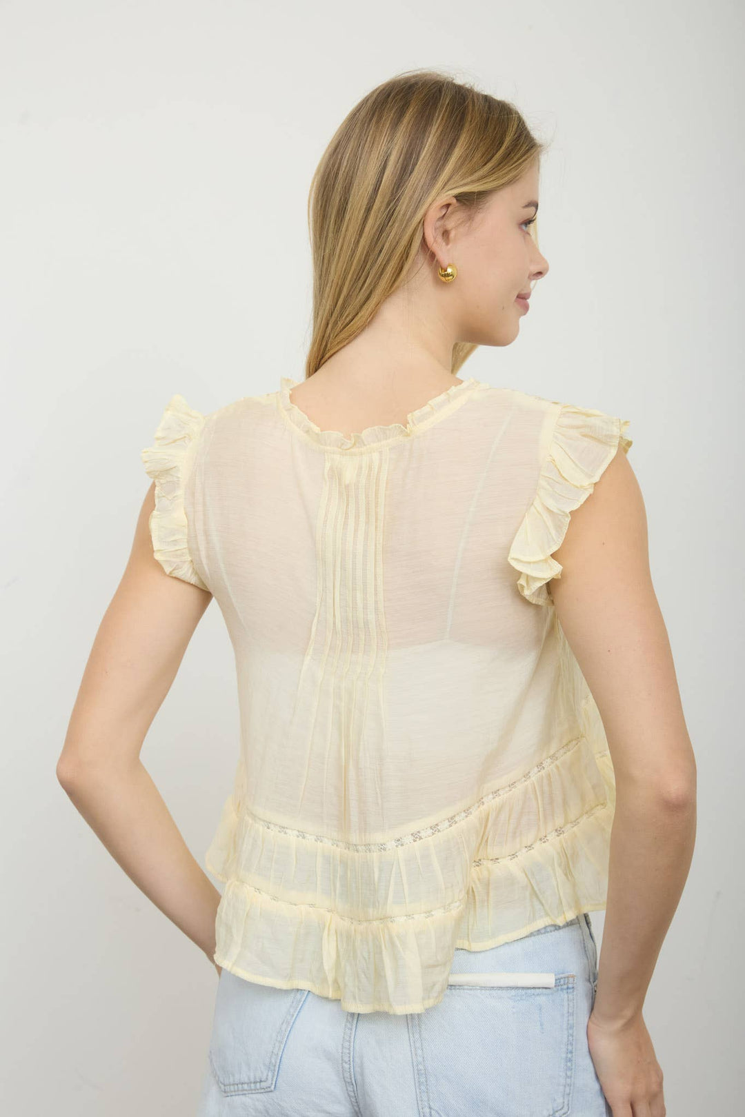 LIGHTWEIGHT RUFFLE TRIM BUTTON DOWN BLOUSE