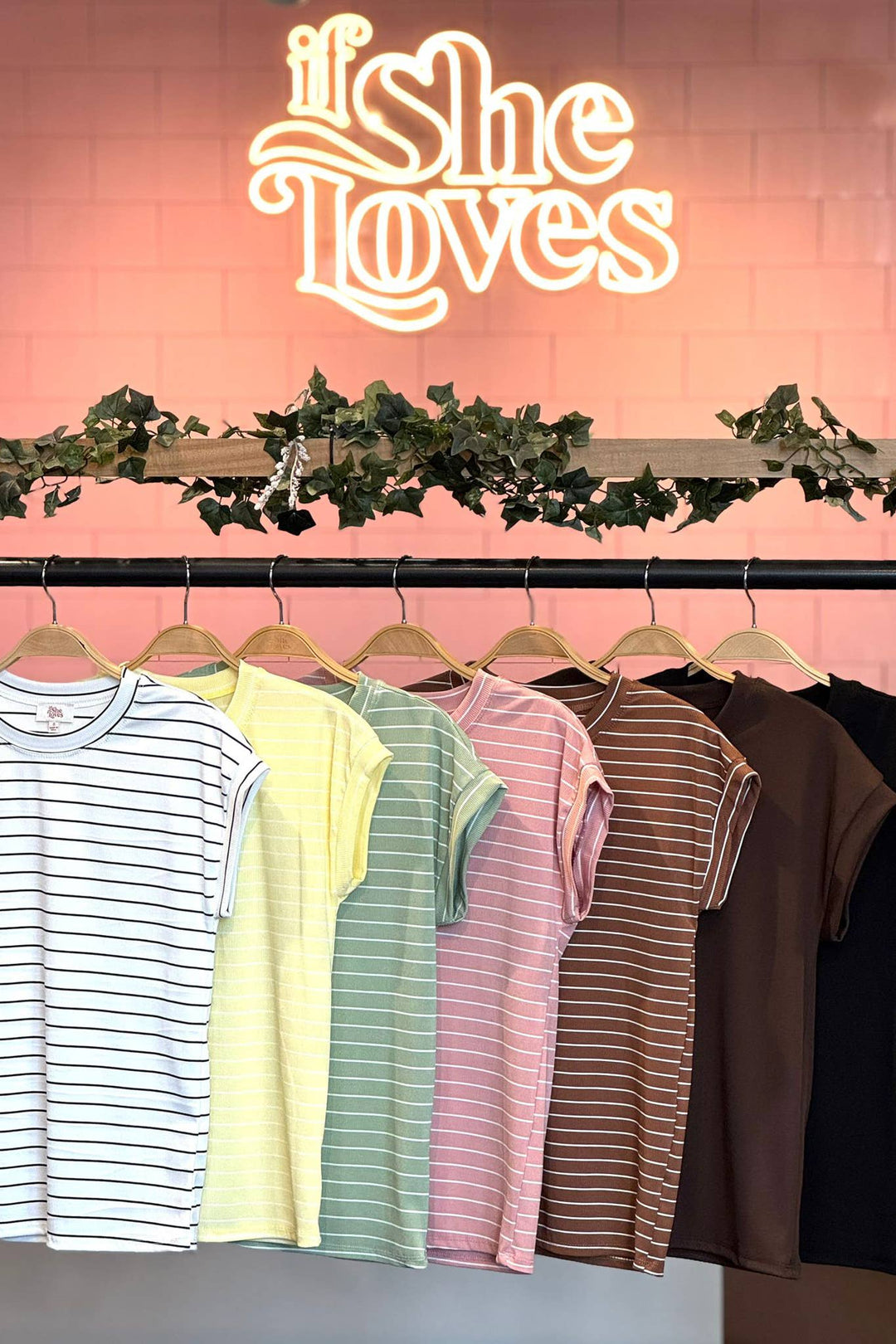 Women's Short Sleeve - Basic Amicis Kate T-shirt Yellow - Sage - Cultured Cloths Apparel