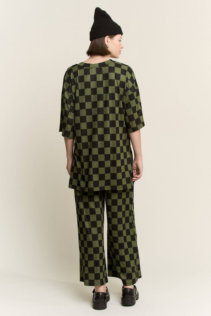 RIBBED CHECKERED PRINT TOP/STRAIGHT LEG PANTS SET