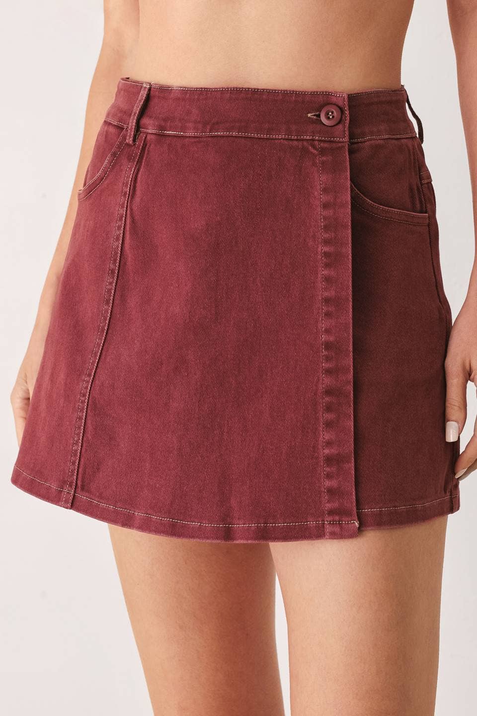 solid woven skort