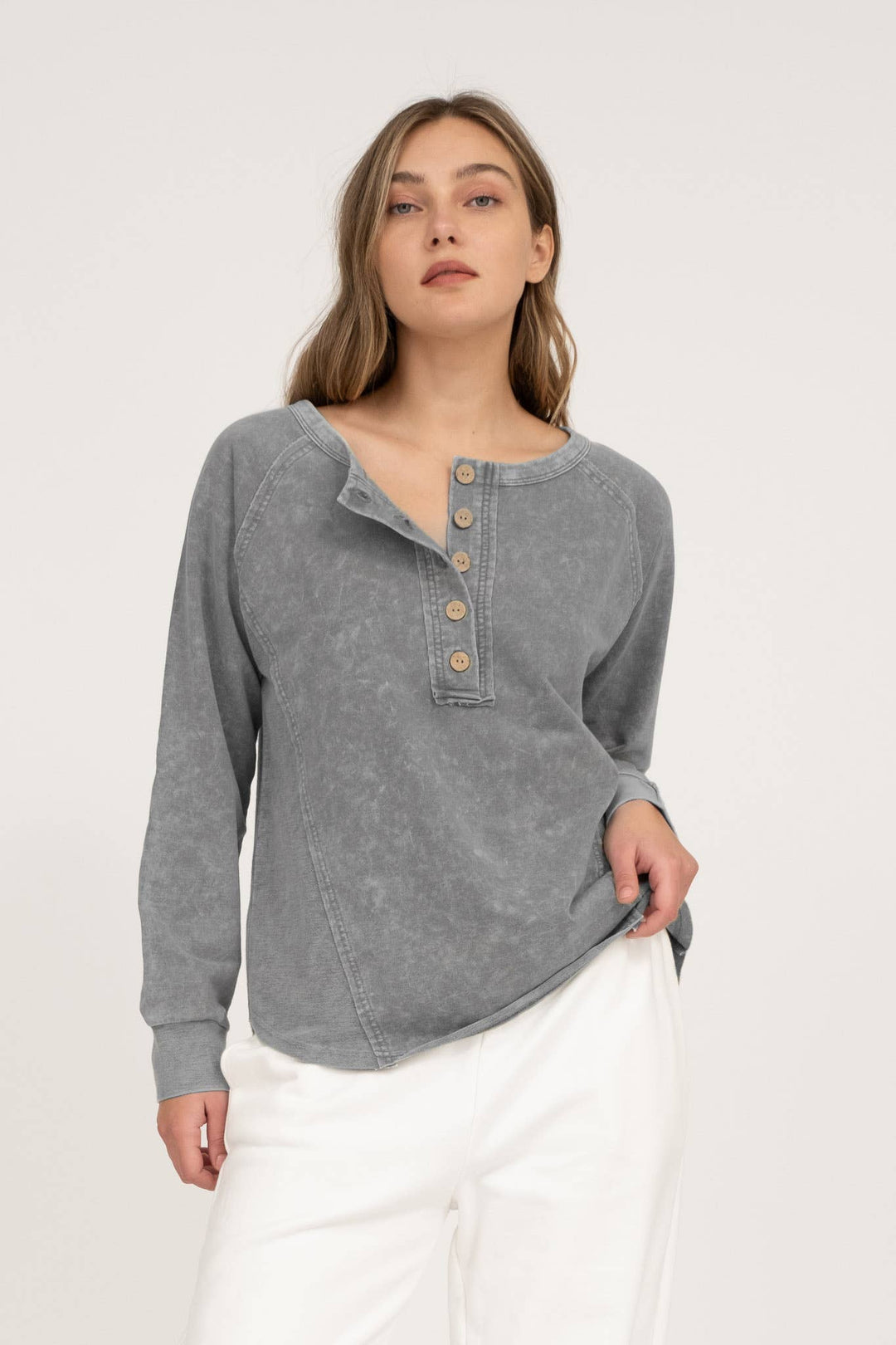 Women's Long Sleeve - WASHED HENLEY RAGLAN LONG SLEEVE KNIT TOP - - Cultured Cloths Apparel