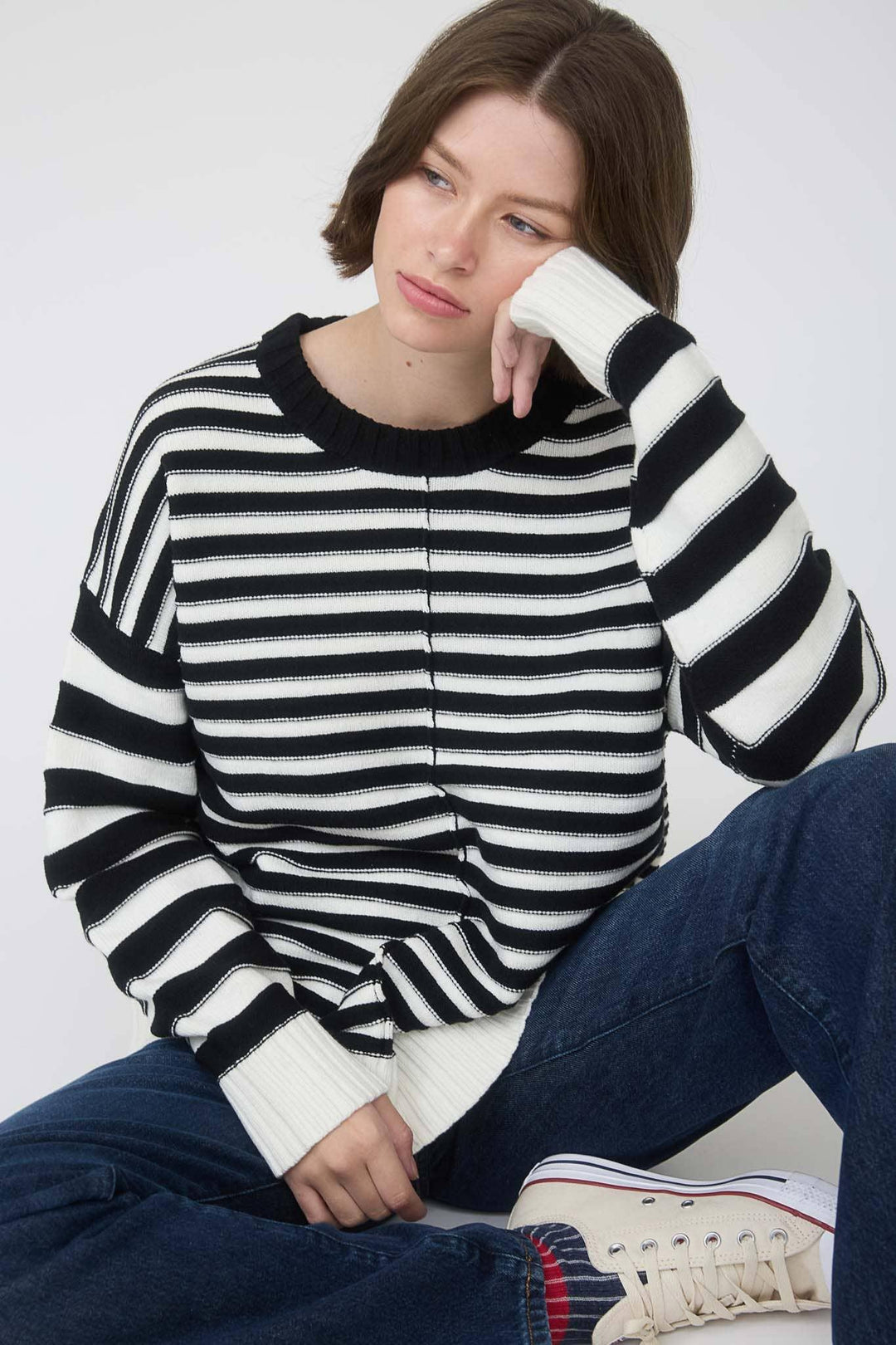 Women's Sweaters - CONTRAST STRIPE FRONT SEAM LONG SLEEVE SWEATER - - Cultured Cloths Apparel