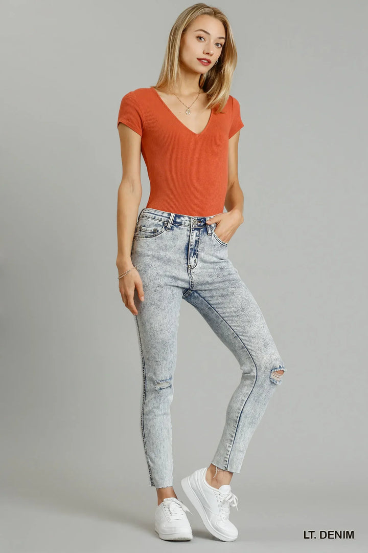 Denim - Umgee 5-Pockets Distressed Detail Stretch Denim Skinny Jeans with Unfinished Hem - LT. DENIM - Cultured Cloths Apparel
