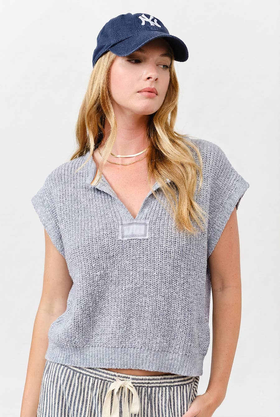 - All-season Lightweight sweater - - Cultured Cloths Apparel