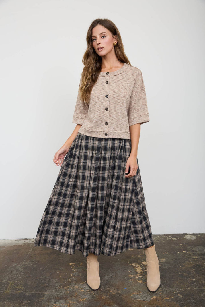 PLAID PLEATED SIDE SLIT MIDI SKIRT
