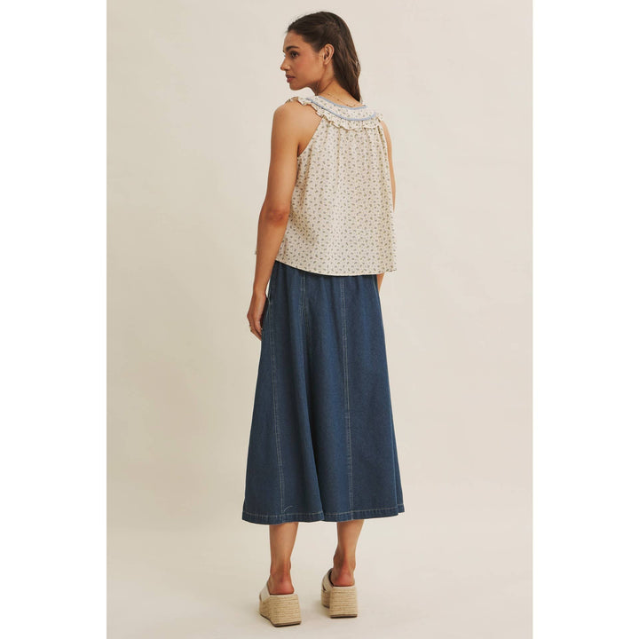 Women's Sleeveless - ANTIQUE MEADOW CONTRAST BINDING FLORAL RUFFLED BLOUSE TOP - - Cultured Cloths Apparel