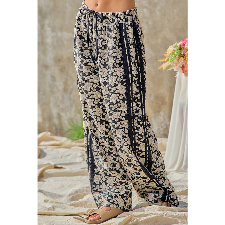 FLORAL JACQUARD SIDE LACE TRIM ELASTIC PANTS