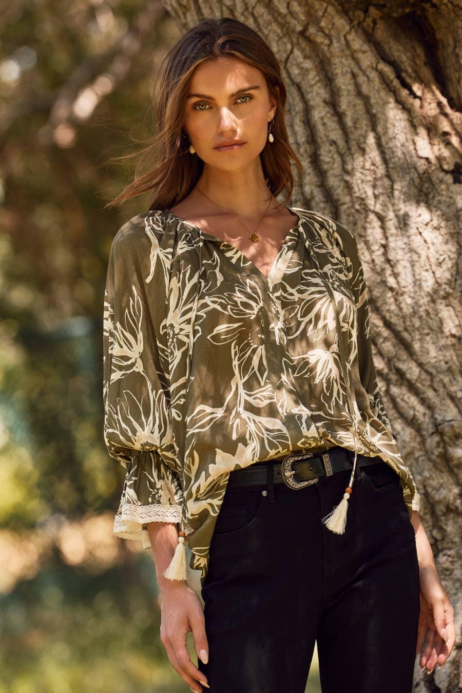 Women's 3/4 Sleeve - Floral Printed Blouse - - Cultured Cloths Apparel