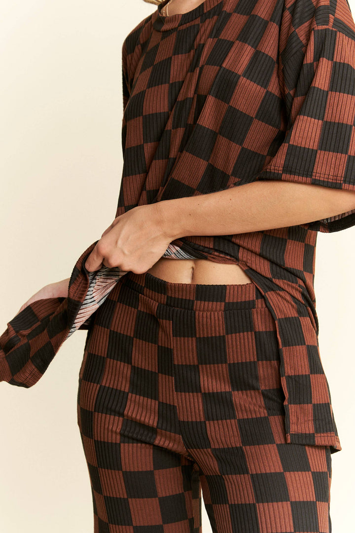 RIBBED CHECKERED PRINT TOP/STRAIGHT LEG PANTS SET