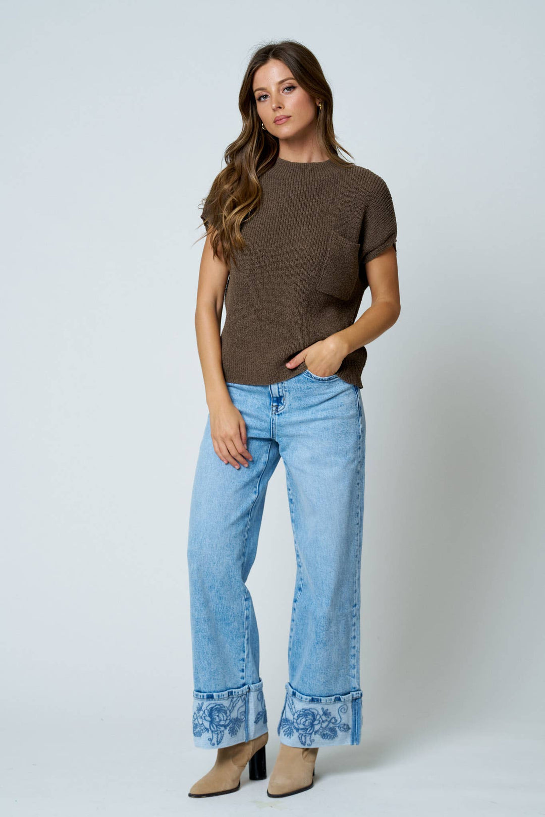 POCKET DETAIL DROP SHOULDER SHORT SLEEVE SWEATER