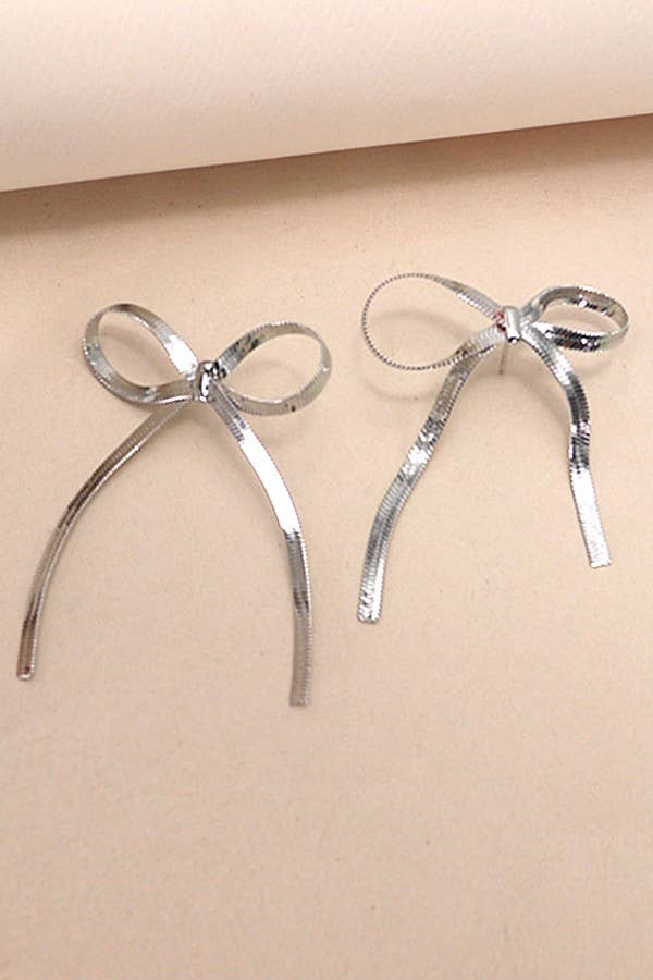 Accessories, Earrings - FESTIVAL BOW SNAKE CHAIN EARRINGS | 40E293 - - Cultured Cloths Apparel