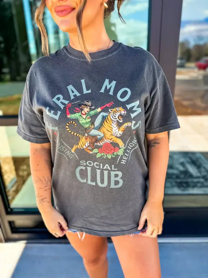Graphic T-Shirts - Feral Moms Pepper Graphic Tee - - Cultured Cloths Apparel