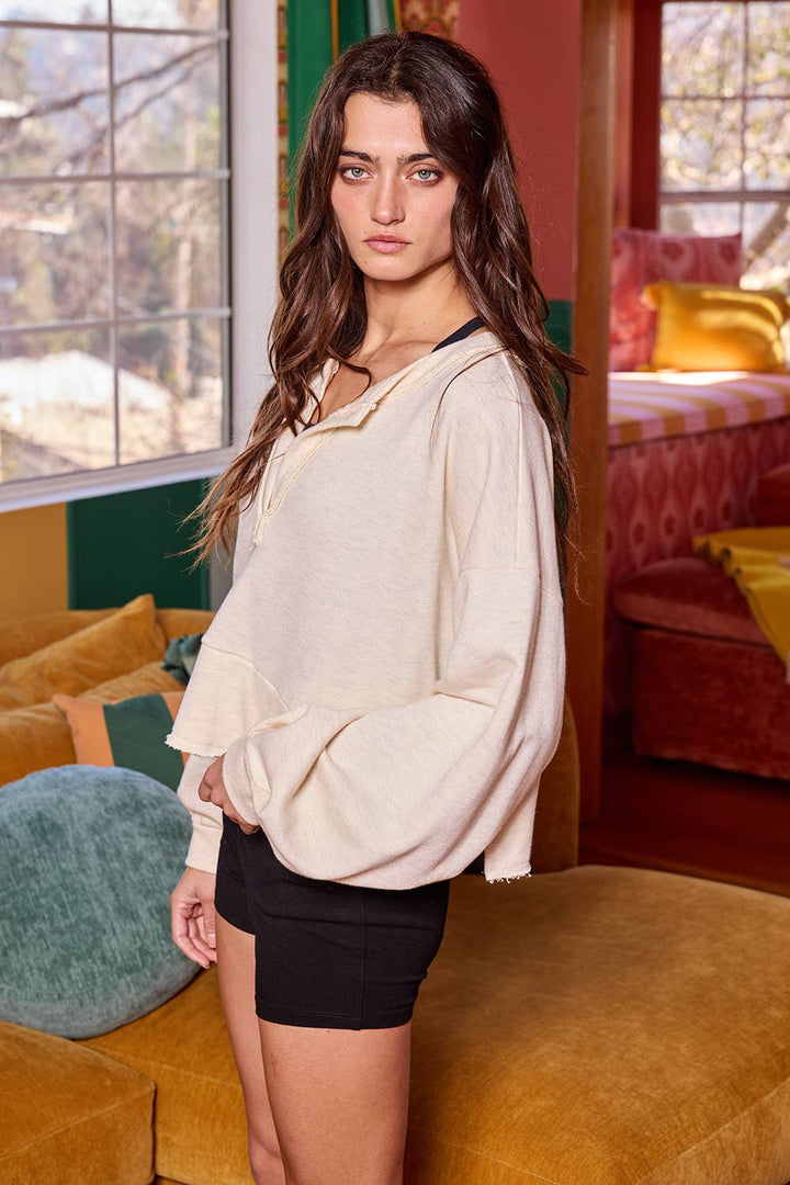 T2527 Lantern Sleeve V-neck Terry Top