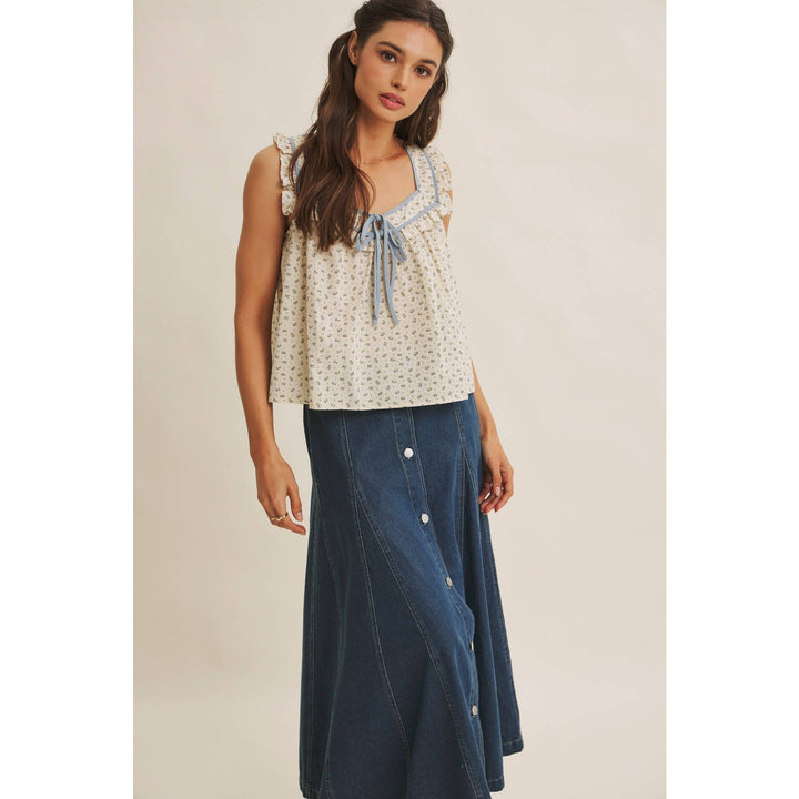 Women's Sleeveless - ANTIQUE MEADOW CONTRAST BINDING FLORAL RUFFLED BLOUSE TOP - - Cultured Cloths Apparel