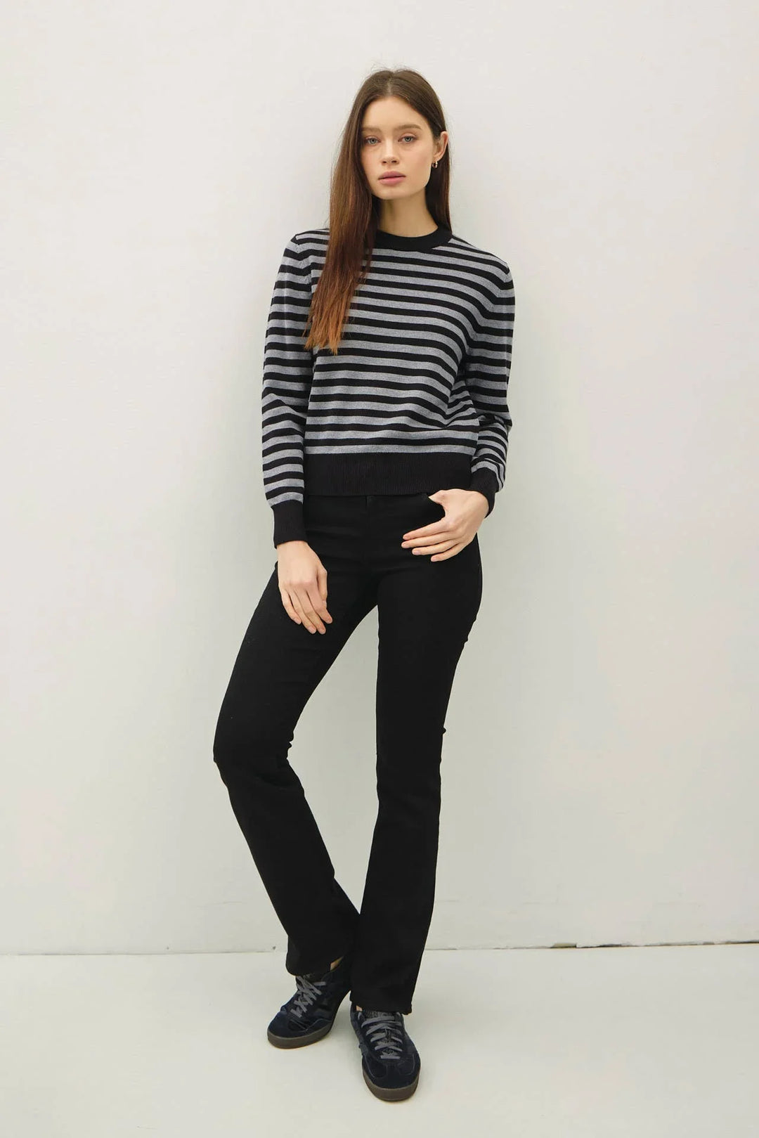 CLASSIC STRIPE CROPPED SWEATER