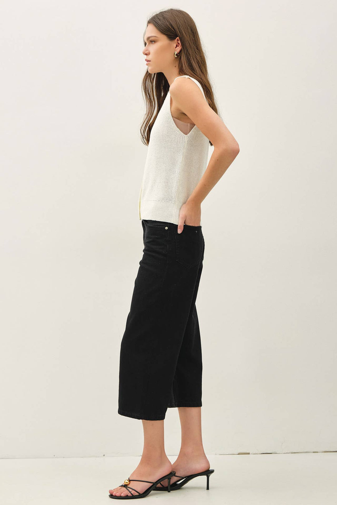Women's Sleeveless - LIGHT WEIGHT BUTTON UP SWEATER VEST - - Cultured Cloths Apparel