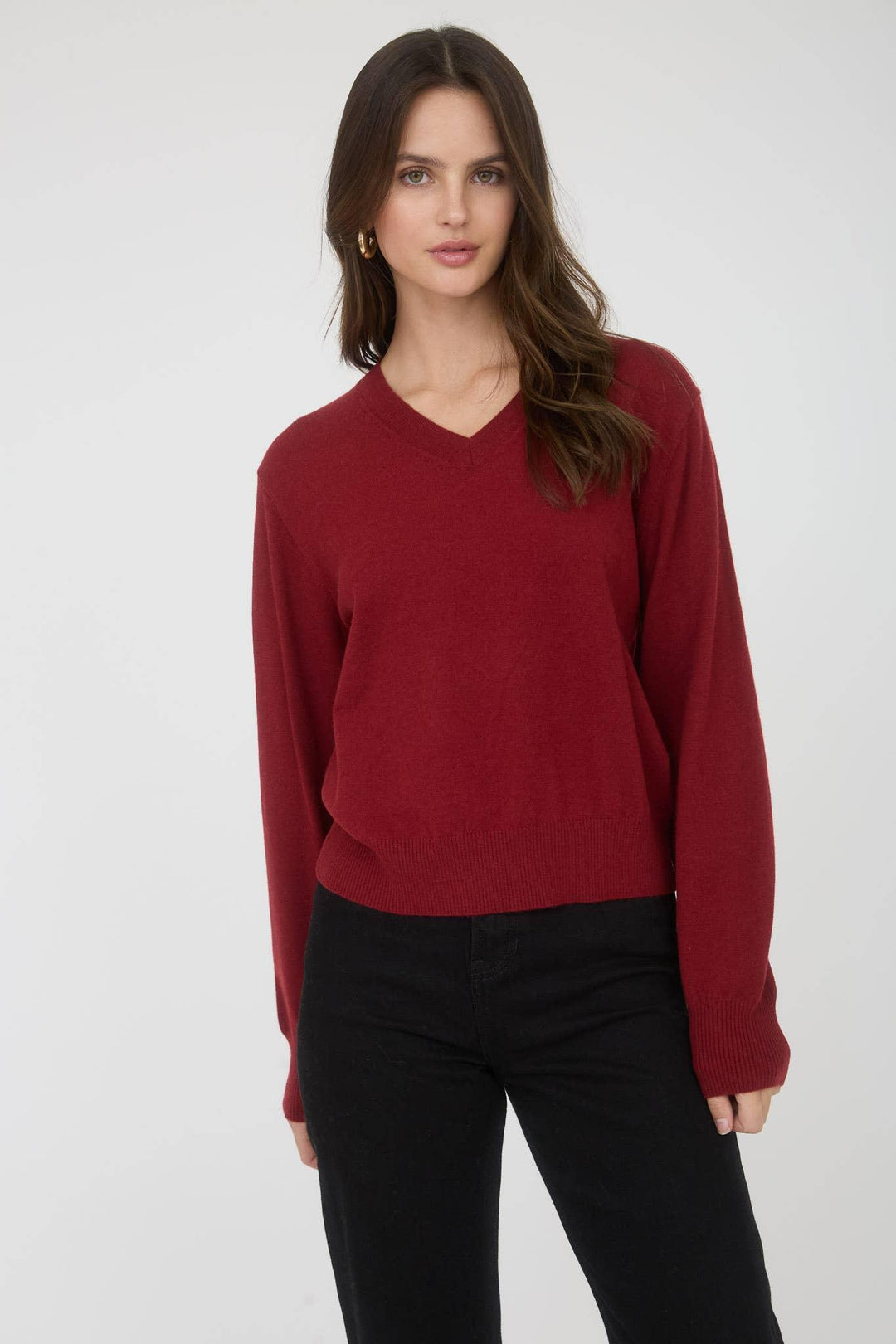 Women's Sweaters - V NECK LONG SLEEVE SOLID KNIT PULLOVER SWEATER - - Cultured Cloths Apparel
