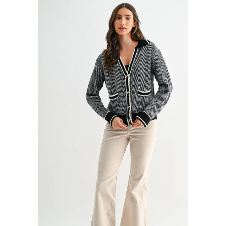 HERRINGBONE KNIT CARDIGAN IN BLACK