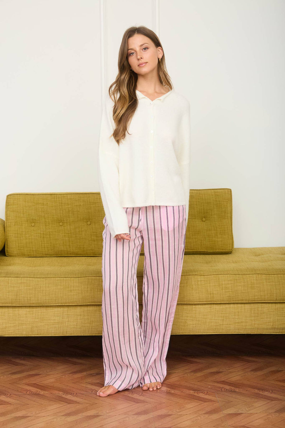 Women's Sweaters - LIGHTWEIGHT BUTTON DOWN KNIT CARDIGAN - - Cultured Cloths Apparel