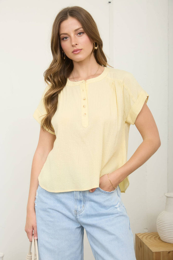 RUCHED SHOULDER DETAIL SHORT SLEEVE HENLEY TOP