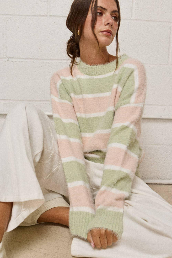 FUZZY KNIT SWEATER TOP