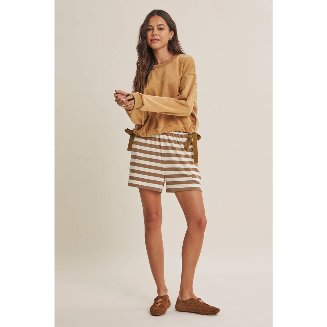 SOFT FADED MINERAL-WASHED SWEATSHIRT WITH CINCHED WAIST