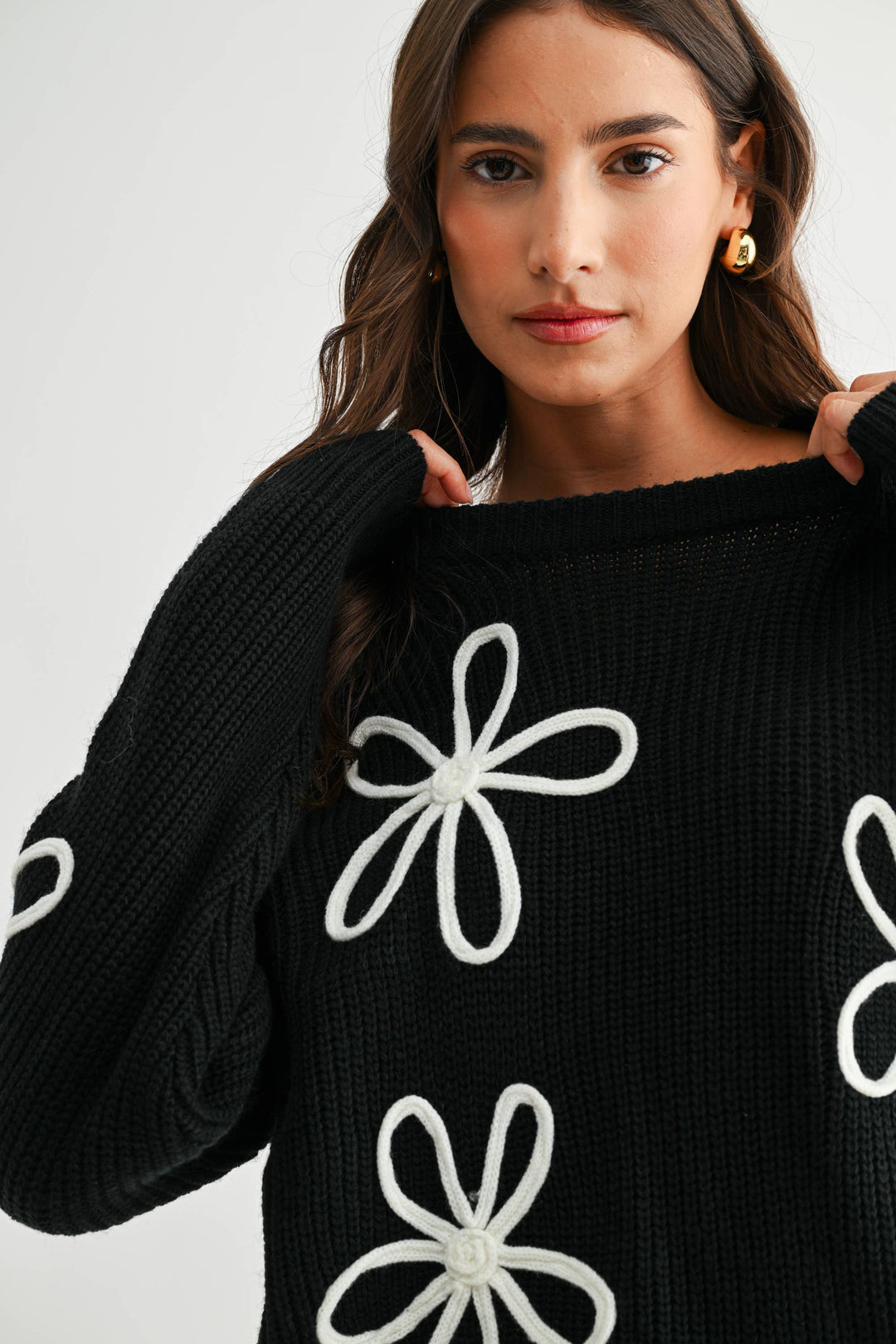 DAISY LOOP KNIT SWEATER