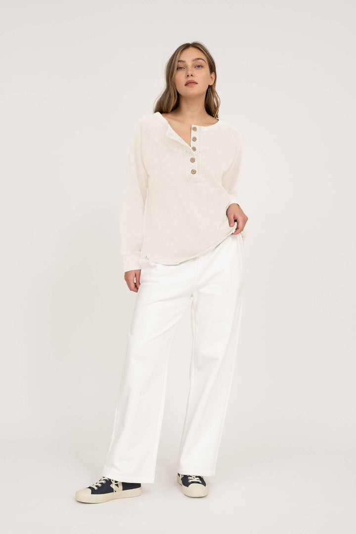 Women's Long Sleeve - WASHED HENLEY RAGLAN LONG SLEEVE KNIT TOP - IVORY - Cultured Cloths Apparel