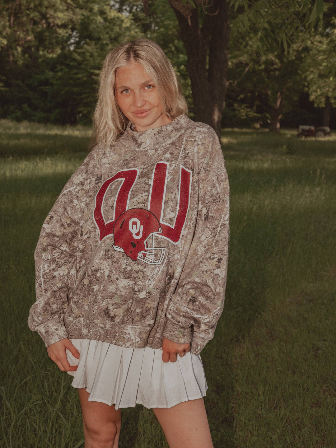OU Sooners Helmet Fade Camo Wknd Mock Neck Sweatshirt