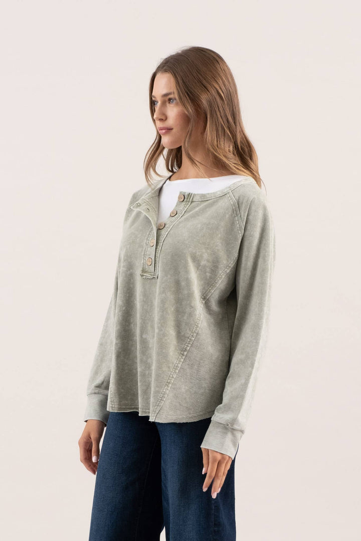 Women's Long Sleeve - WASHED HENLEY RAGLAN LONG SLEEVE KNIT TOP - - Cultured Cloths Apparel