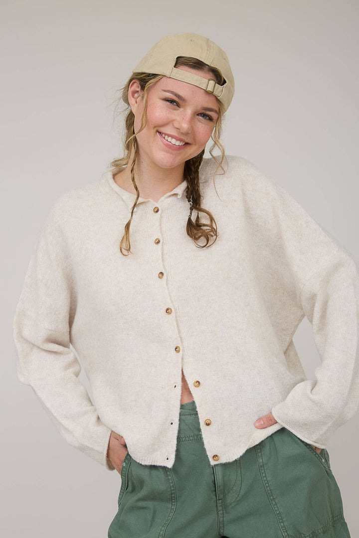 LIGHTWEIGHT BUTTON DOWN KNIT CARDIGAN