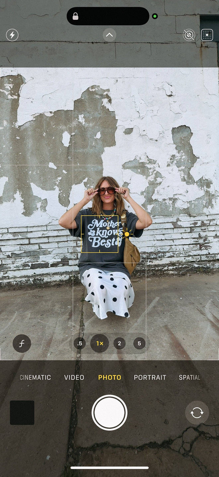 Graphic T-Shirts - Mother knows best graphic tee - charcoal / white - - Cultured Cloths Apparel
