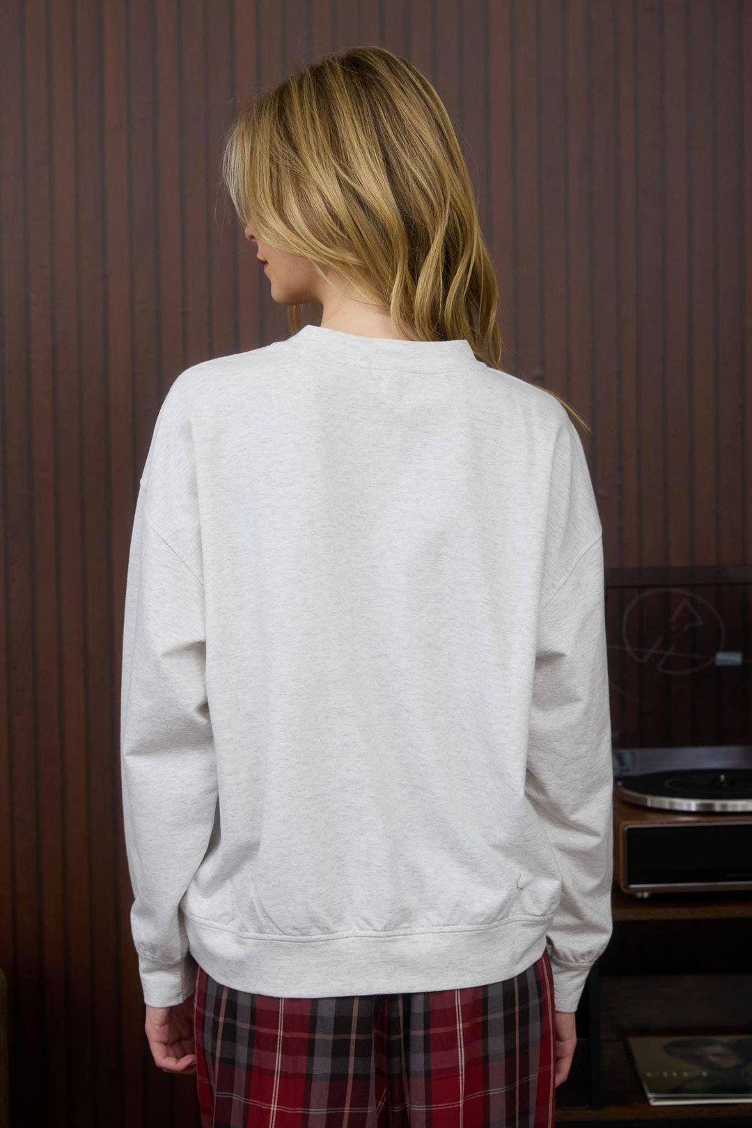 Women's Sweaters - 1987 LONG SLEEVE EXTENDED SHOULDER KNIT TOP - - Cultured Cloths Apparel