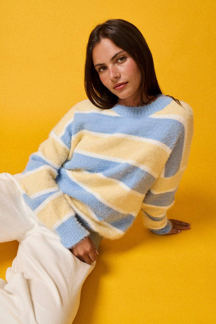 FUZZY KNIT SWEATER TOP