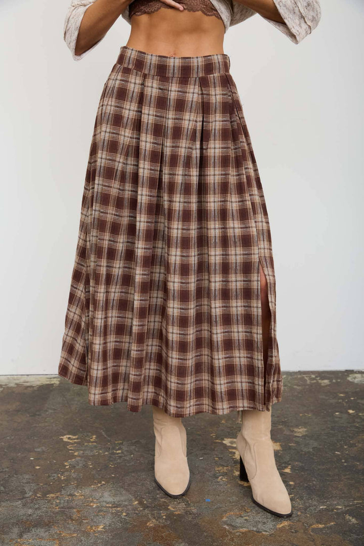 PLAID PLEATED SIDE SLIT MIDI SKIRT