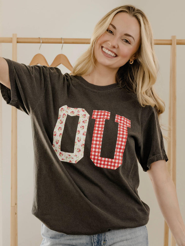 Graphic T-Shirts - OU Sooners Quilted Puff Ink Pepper Comfort Colors Tee - S - Cultured Cloths Apparel